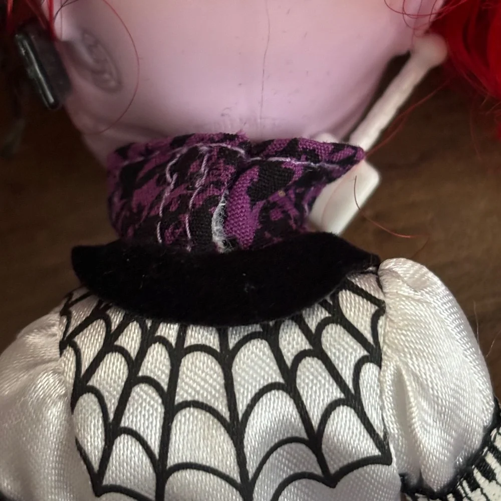 MONSTER HIGH First Wave OPERETTA Doll Original Outfit Accessories 2011 Mattel